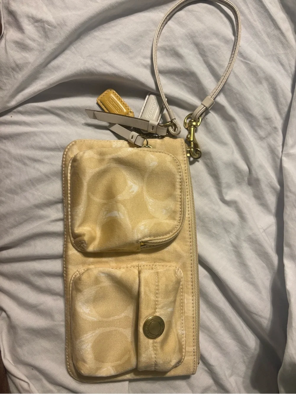 Coach compact wristlet
